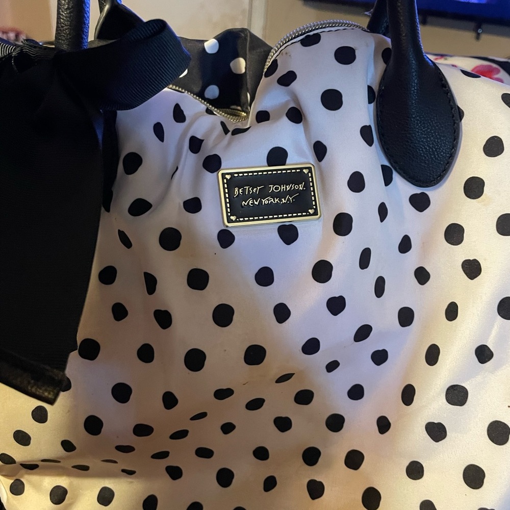 Hobo bag Betsy Johnson polka dots with small bow